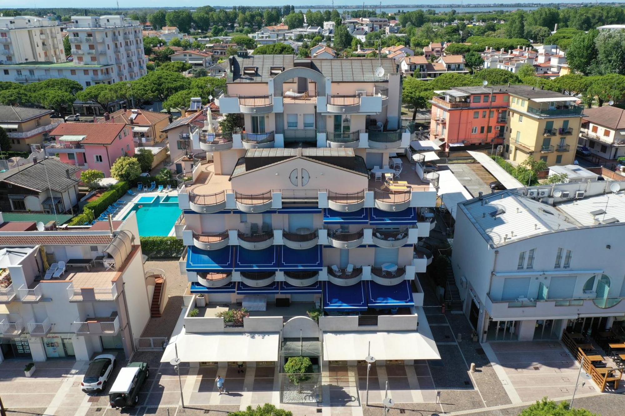 Costa Azzurra Apartment Lido di Jesolo Exterior photo